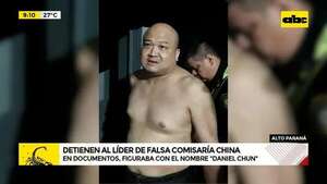 Video: Atraparon a chino que montó una “comisaría” para extorsionar - ABC Noticias - ABC Color