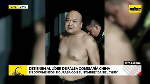 Video: Atraparon a chino que montó una “comisaría” para extorsionar - ABC Noticias - ABC Color