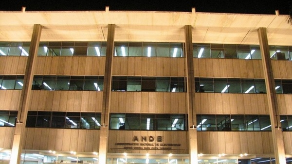 ANDE logra recuperar más de 7 mil millones de Gs. durante operativo de reducción de pérdidas y morosidad en Central
