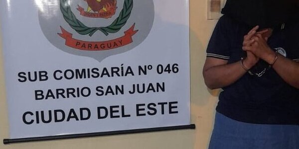 Fue descubierta ‘in fraganti’ robando en un auto: atrapan a tortolera en CDE