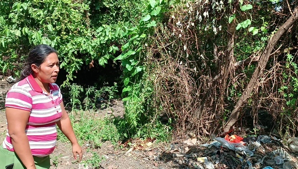 Olera denuncia que comisión la dejó sin terreno tras presunta venta ilegal