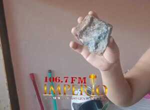 Comerciantes de la línea internacional preocupados con actitudes violentas y vandálicas de una nativa - Radio Imperio 106.7 FM