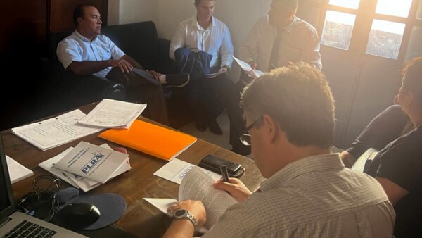 Fleitas se ratifica en expulsión de Dionisio y este también lo amenaza