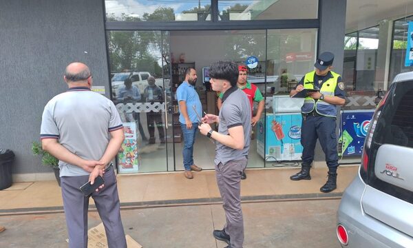 Delincuentes atracan estación de servicios de Hernandarias y luego queman automóvil – Diario TNPRESS