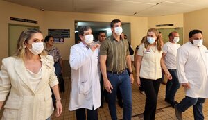 Santiago Peña realiza 'visita sorpresa' al Hospital de Itauguá