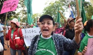 Campesinos se movilizan por el abandono al pequeño productor – Prensa 5