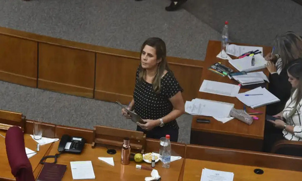 Abogados Democráticos del Paraguay se sumó al repudio colectivo que dejó la expulsión de Kattya González (PEN)