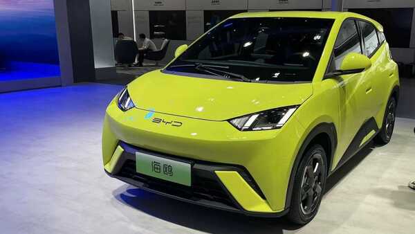 BYD lanza h铆bridos por US$ 11.000 y aviva guerra de precios entre el茅ctricos chinos - Revista PLUS