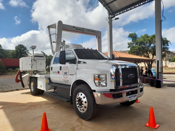 Inauguran Depósito de Operaciones Aduaneras y Plataforma para Escáner Móvil en Encarnación