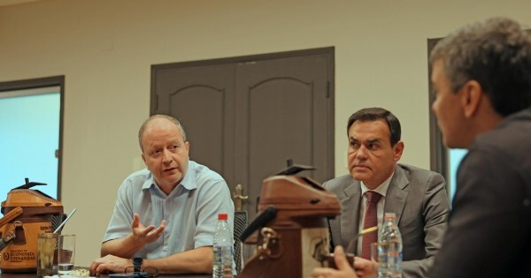 El cartismo apunta a Capasu por apoyar a Kattya y le acusa de incentivar el contrabando