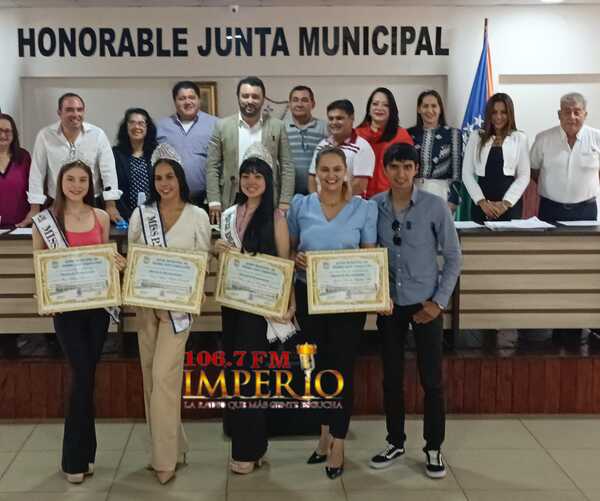 Misses con destacada participación en certámenes de bellezas fueron homenajeadas por la Junta Municipal - Radio Imperio 106.7 FM