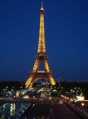 En medio de huelga sindical, cierran la Torre Eiffel por segundo día consecutivo - El Independiente
