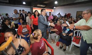 Entregan 1.355 anteojos de receta en la ANR tras consultas oftalmológicas - ADN Digital