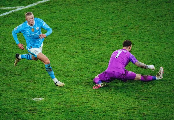 Versus / Manchester City gana su partido pendiente y se pone a un punto del Liverpool