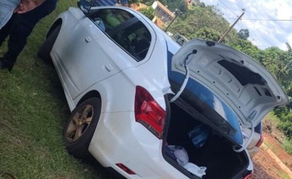 Interceptan un taxi, golpean al pasajero y le roban dinero