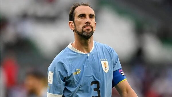 Diego Godín volverá a jugar al fútbol en el Porongos FC