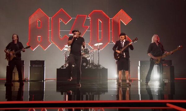 AC/DC celebra su 50 aniversario reeditando todos sus álbumes en vinilo dorado