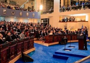 La izquierda salvadoreña desaparece del Parlamento luego de la histórica elección de Nayib Bukele - Informatepy.com