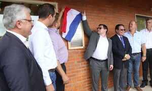 La DNIT inauguró obras en Encarnación para agilizar y bajar costos del comercio internacional