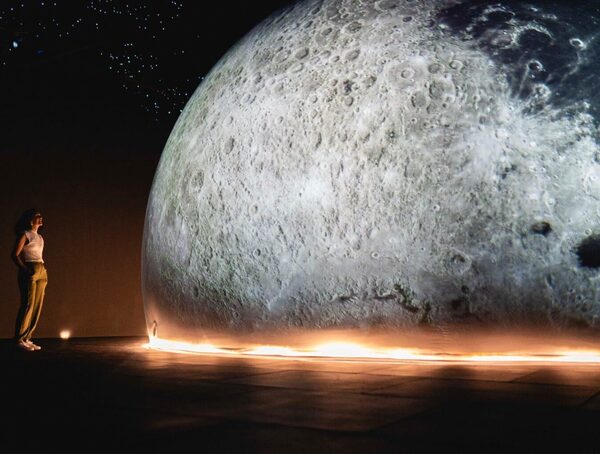 MuCi inaugura San Cosmos, el primer planetario digital del Paraguay · Radio Monumental 1080 AM