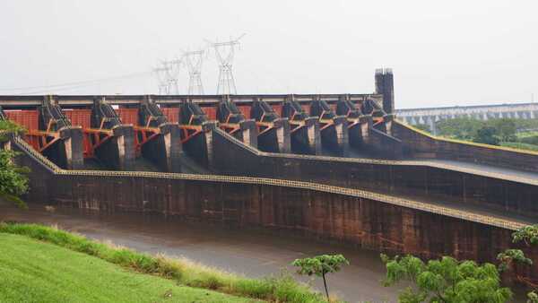 Directorio acuerda desbloquear presupuesto de Itaipú para pagos