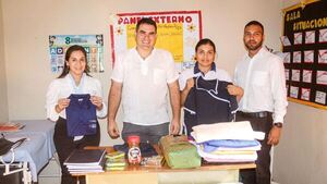 Municipalidad de Villarrica entregó insumos en dos USF