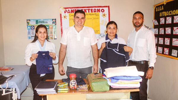 Municipalidad de Villarrica entregó insumos en dos USF