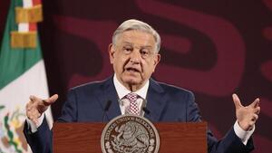 López Obrador dice que es probable no hallar a jóvenes de Ayotzinapa y que le "dolería"