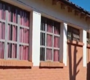 Caaguazú: Roban 10 notebooks de una escuela - Paraguay.com