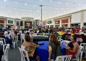 Séptimo aniversario del Shopping Century Plaza - Empresariales - ABC Color