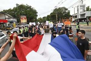 Anuncian nueva marcha por la democracia - Nacionales - ABC Color