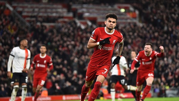 El Liverpool cubre las bajas con corazón