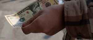 Ecuador sube el IVA para financiar la lucha contra el narcotráfico