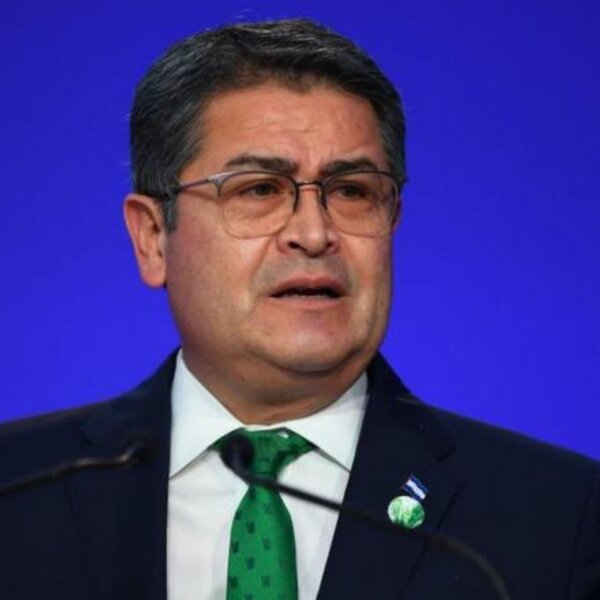 Expresidente de Honduras habría recibido dinero del "Chapo"