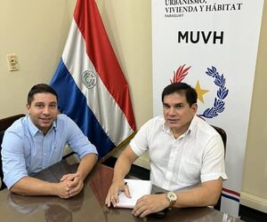 Concejal gestiona otras 100 viviendas en CDE mediante MUVH