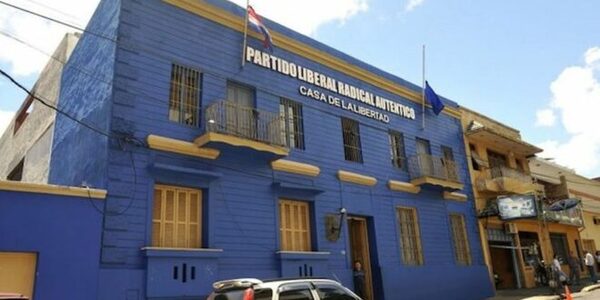 PLRA reanuda hoy sesión levantada ayer