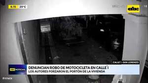Video: Denuncian robo de motocicleta en Calleí - ABC Noticias - ABC Color