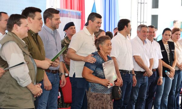 Titulación de tierras en favor de las mujeres llega al 51%