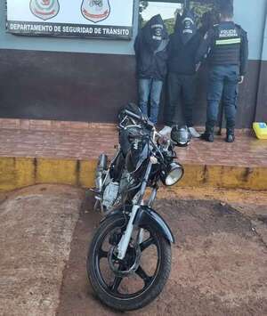 GPS permitió detener a dos motochorros y recuperar objetos robados - ABC en el Este - ABC Color