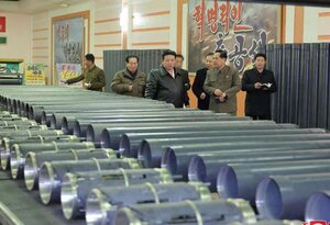 En Ucrania, restos de misiles norcoreanos revelan componentes occidentales