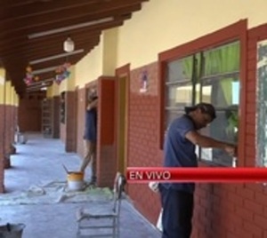 Padres se organizan para poner en condiciones la escuela de sus hijos  - Paraguay.com