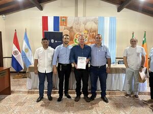 GOBERNADOR E INTENDENTES UNEN ESFUERZOS PARA LA CONSTRUCCIÓN DEL 2° PUENTE INTERNACIONAL SOBRE EL RÍO PARANÁ - Itapúa Noticias