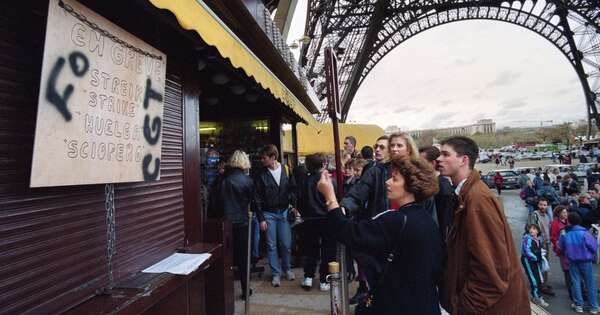 La Nación / Torre Eiffel cerró por huelga de empleados