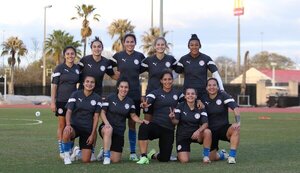Albirroja femenina inicia participación en la Copa de Oro - .::Agencia IP::.
