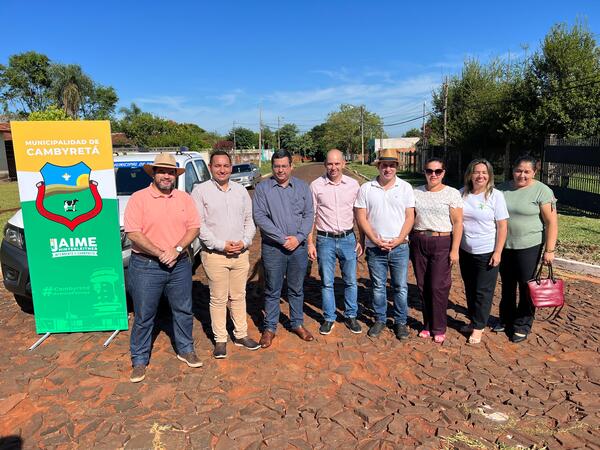 Habilitan obras de empedrado en el barrio Arroyo Porá.