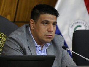 Hay consenso para que Raúl Latorre siga presidiendo la Cámara de Diputados, dice Hugo Meza · Radio Monumental 1080 AM