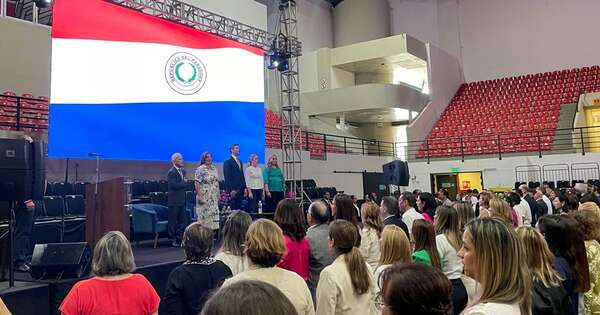 La Nación / “Mujeres que hacen”: Primera dama resalta el rol femenino y el empoderamiento económico