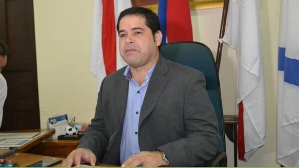 Sobreseen definitivamente a exintendente Alejandro Urbieta por lesión de confianza