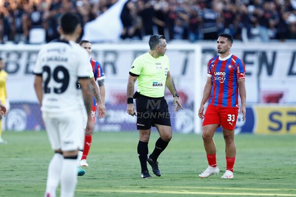 Versus / ¿Disgusto en Cerro Porteño por la capitanía de Fabrizio Peralta?