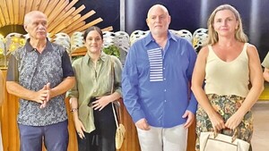 Premiación de concurso de escultura